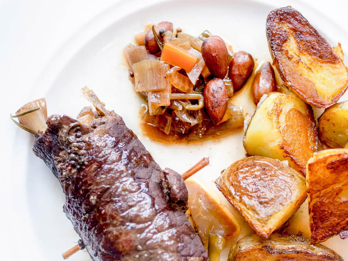 Sommerliche Rouladen mit bestem Gemüse | Rezepte | EinStückLandHofladen