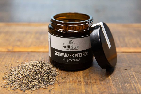 Schwarzer Pfeffer fein Schwarzer Pfeffer fein